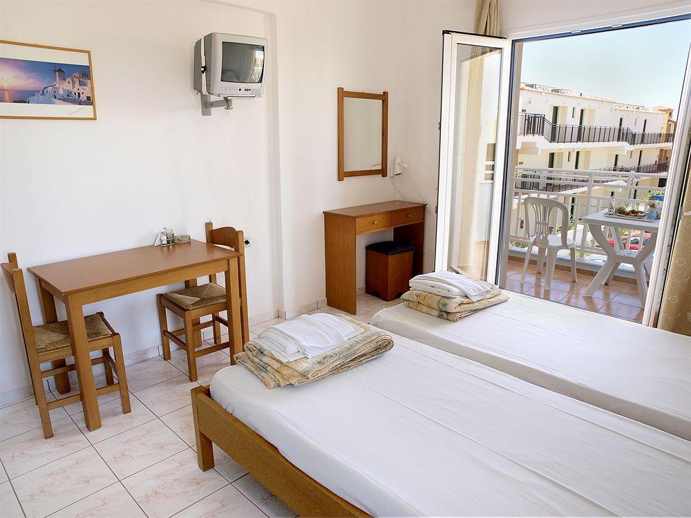 Agia Marina Despina Studios المظهر الخارجي الصورة